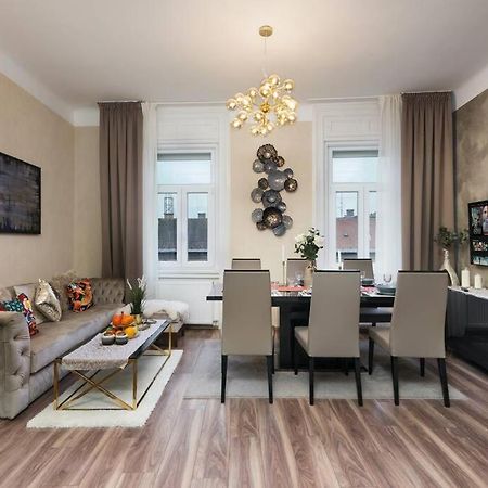 بودابست Contemporary Hidden Gem Art-Deco Residence المظهر الخارجي الصورة