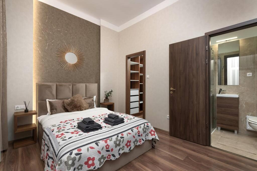 بودابست Contemporary Hidden Gem Art-Deco Residence المظهر الخارجي الصورة