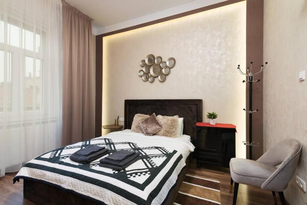 بودابست Contemporary Hidden Gem Art-Deco Residence المظهر الخارجي الصورة